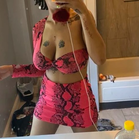 Y2K Sexy Hot Pink Python Snakeskin Bodycon One Shoulder Skirt Set - Picture 10 of 10